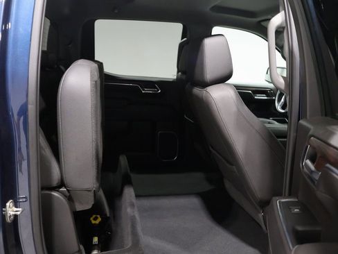 Used 2023 GMC Sierra 1500 SLT image 24