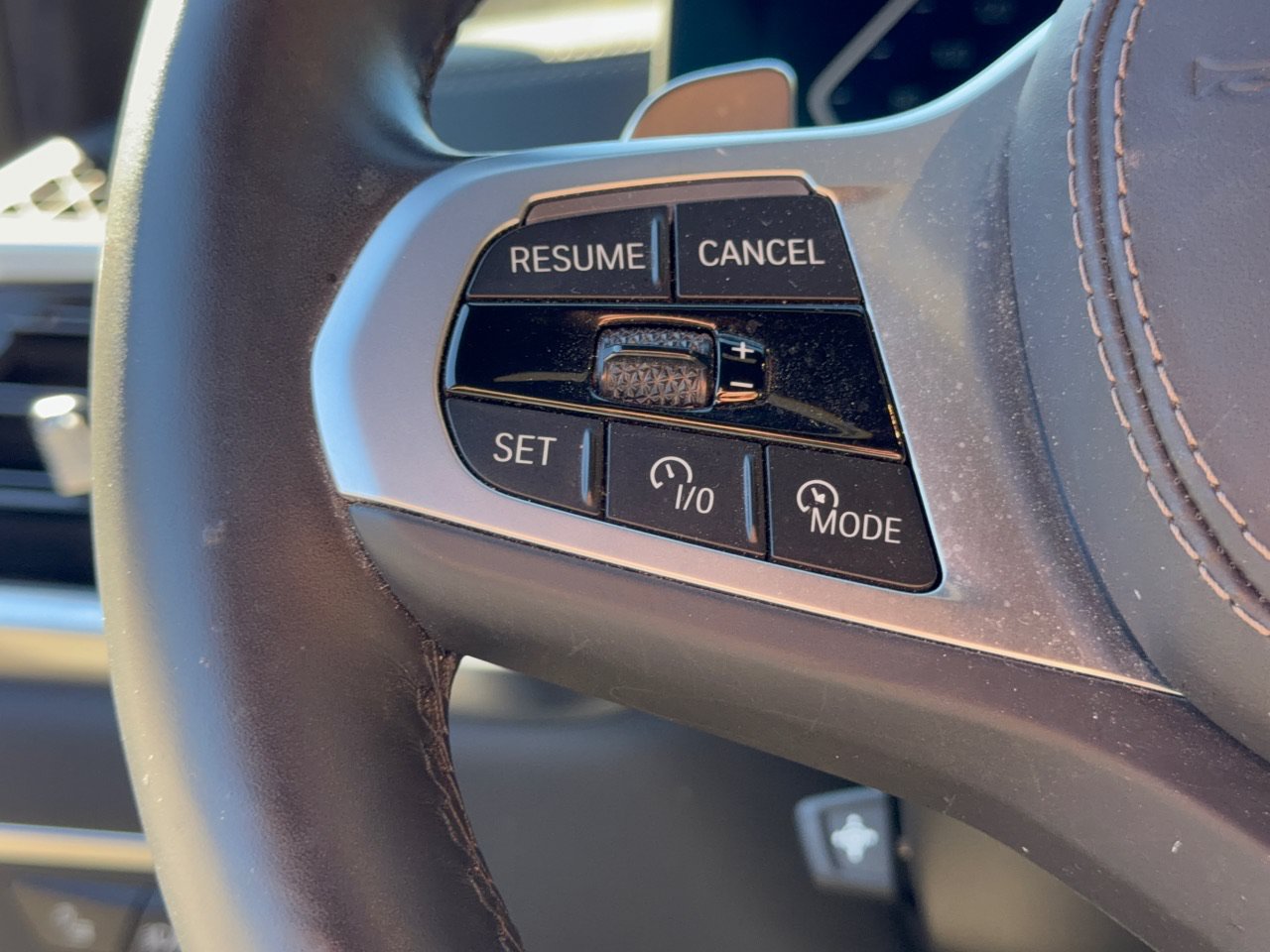 Used 2025 BMW X7 xDrive40i w/ M Sport Package AWD/4WD image 18