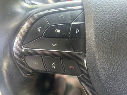 Used 2018 Jeep Cherokee Limited FWD image 10