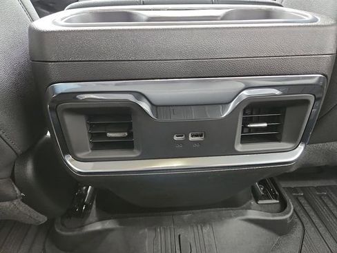 New 2026 GMC Sierra 1500 Elevation image 10