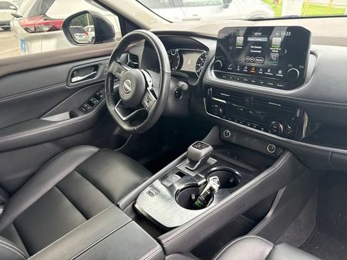 Used 2023 Nissan Rogue SL w/ SL Premium Package FWD image 15
