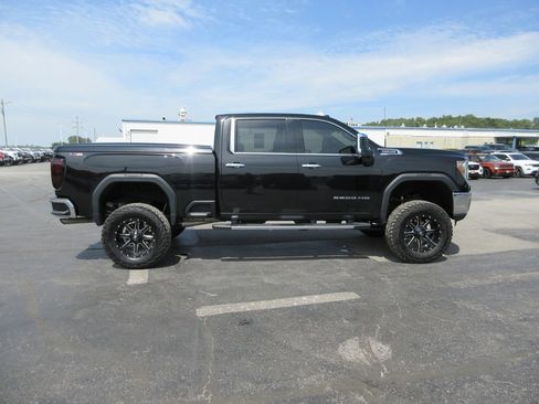 Used 2021 GMC Sierra 2500 SLT AWD/4WD image 4