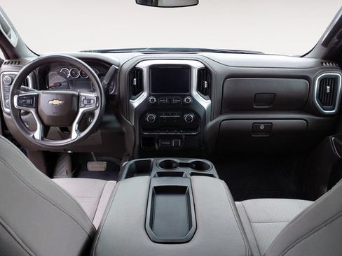 Used 2020 Chevrolet Silverado 1500 LT AWD/4WD image 10