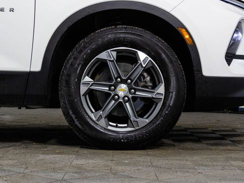 Certified 2024 Chevrolet Blazer LT w/ Convenience Package image 45