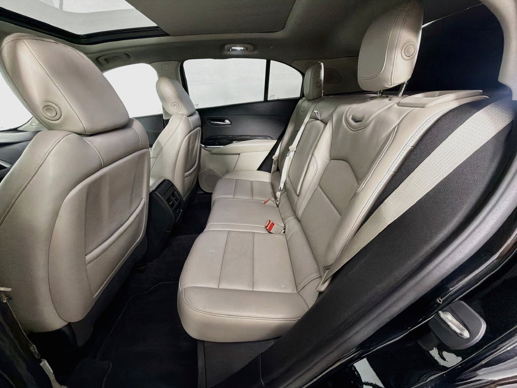 Used 2020 Cadillac XT4 Premium Luxury w/ Sun And Sound Package AWD/4WD image 25