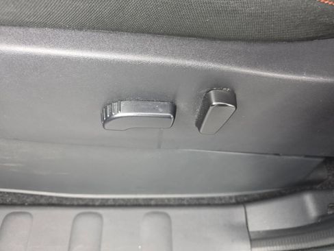 Used 2023 Nissan Frontier Pro-X w/ Pro Convenience Package image 19