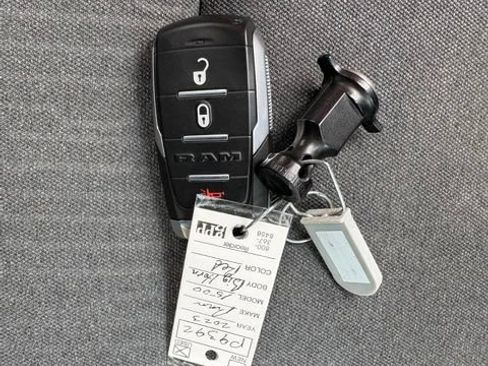 Used 2023 RAM 1500 Big Horn AWD/4WD image 6