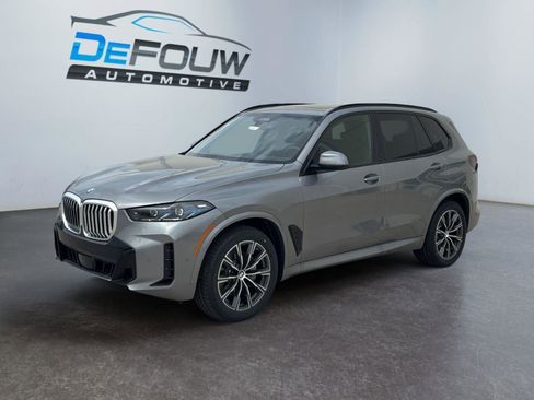 Used 2026 BMW X5 xDrive40i w/ M Sport Package AWD/4WD image 7
