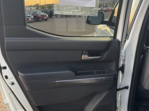 Used 2024 Toyota Tacoma SR5 image 19