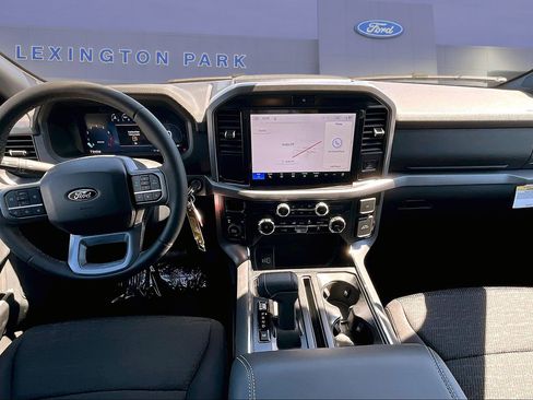 New 2026 Ford F150 XLT w/ XLT Black Appearance Package AWD/4WD image 5