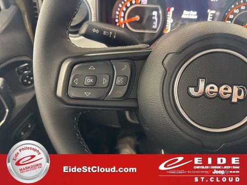 New 2026 Jeep Gladiator Sport image 30