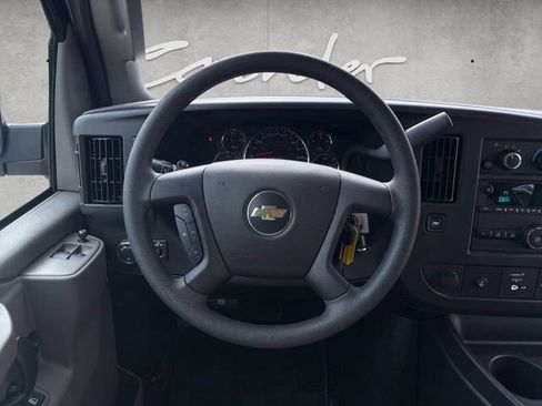 Certified 2025 Chevrolet Express 3500 LT w/ LT Preferred Equipment Group RWD image 23