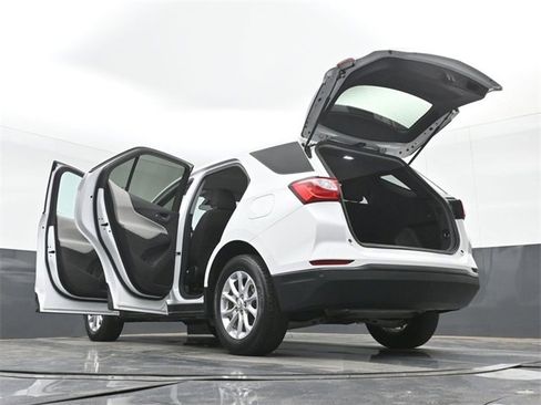 Used 2021 Chevrolet Equinox LS w/ LS Convenience Package image 55