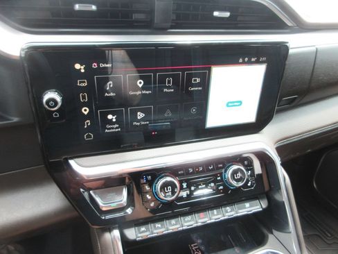Certified 2024 GMC Sierra 1500 Denali AWD/4WD image 36