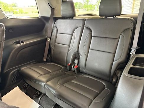 Used 2017 GMC Acadia SLT AWD/4WD image 31
