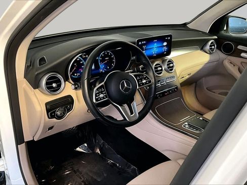 Used 2022 Mercedes-Benz GLC 300 4MATIC image 18