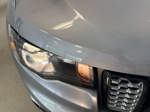 Used 2020 Jeep Grand Cherokee Altitude AWD/4WD image 9