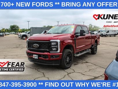 New 2025 Ford F250 Lariat w/ Black Appearance Package