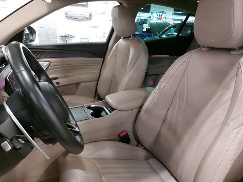 Used 2023 Maserati Grecale GT image 17