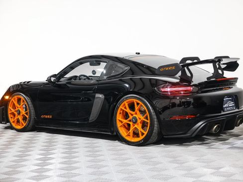 Used 2023 Porsche 718 Cayman GT4 RS RWD image 18