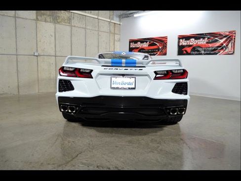 Used 2020 Chevrolet Corvette Stingray Premium Cpe w/ 3LT Preferred Equipment Group RWD image 7