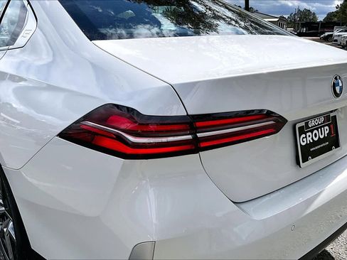 New 2026 BMW 530i image 14