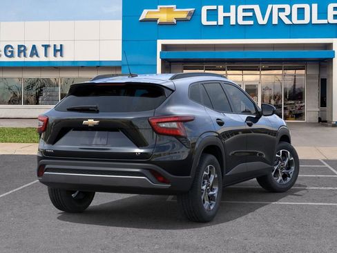 New 2026 Chevrolet Trax LT FWD image 4