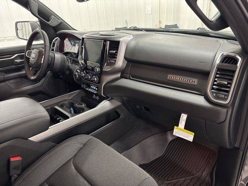 Used 2026 RAM 1500 Big Horn w/ Night Edition AWD/4WD image 39
