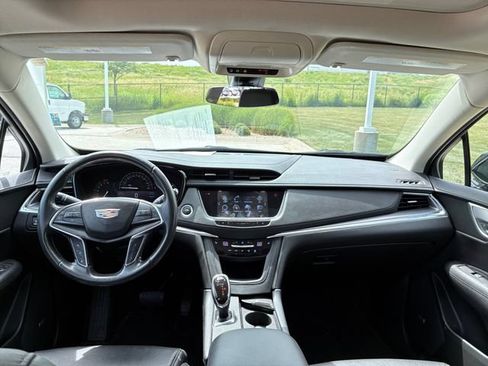 Used 2019 Cadillac XT5 Luxury AWD/4WD image 13