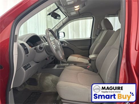 Used 2017 Nissan Frontier SV w/ SV Value Truck Package image 3