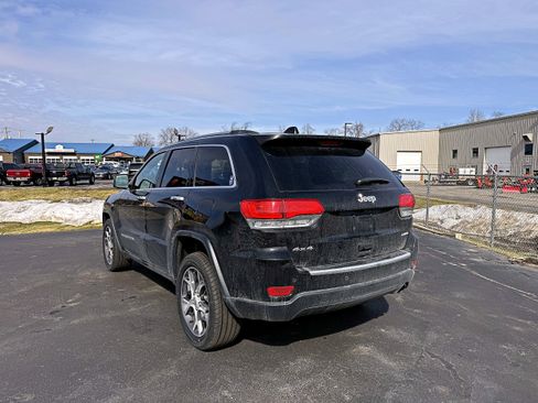 Used 2019 Jeep Grand Cherokee Limited w/ Luxury Group II image 5