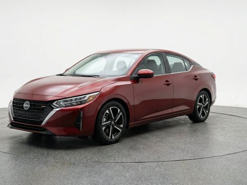 Used 2025 Nissan Sentra SV FWD image 3