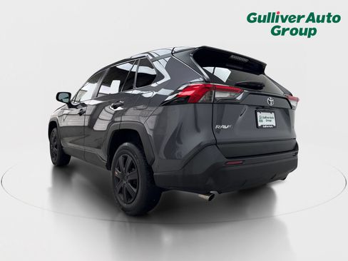 Used 2023 Toyota RAV4 LE FWD image 5