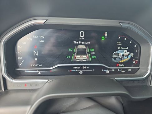 Used 2024 GMC Sierra 2500 AT4 w/ AT4 Preferred Package image 19