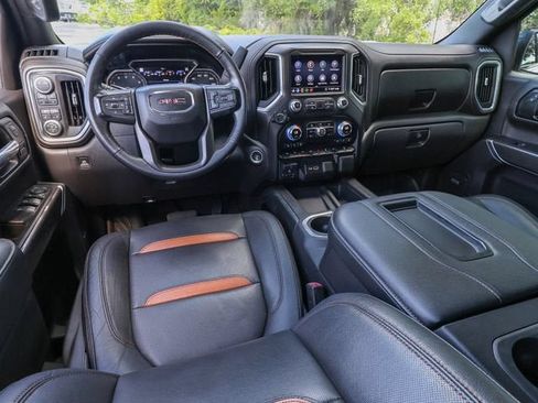 Used 2020 GMC Sierra 1500 AT4 w/ AT4 Premium Package AWD/4WD image 16