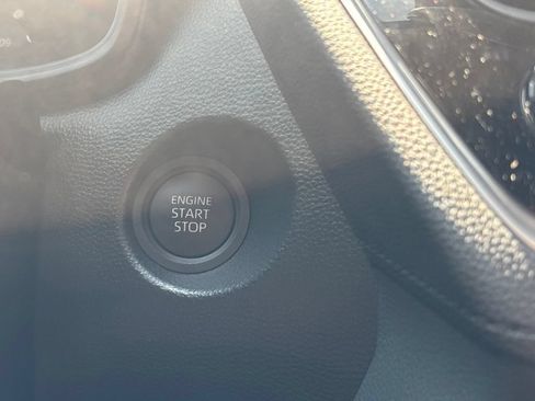 Used 2026 Toyota Corolla Cross LE FWD image 18