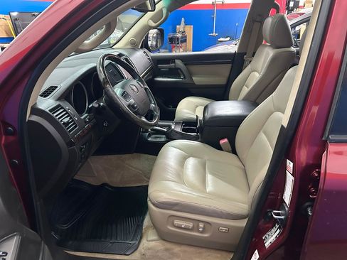 Used 2008 Toyota Land Cruiser AWD/4WD image 17