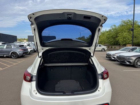 Used 2014 MAZDA MAZDA3 s Grand Touring FWD image 34