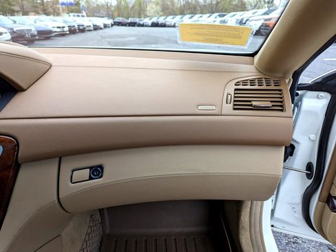 Used 2013 Mercedes-Benz CL 550 4MATIC image 38