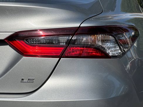 Used 2022 Toyota Camry LE FWD image 26