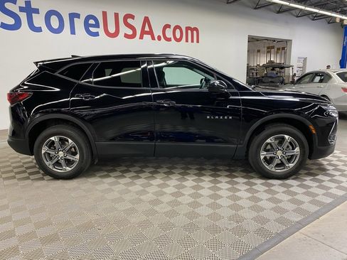 Used 2023 Chevrolet Blazer LT image 9