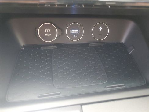 Used 2025 Genesis G70 2.5T w/ Sport Prestige Package image 23