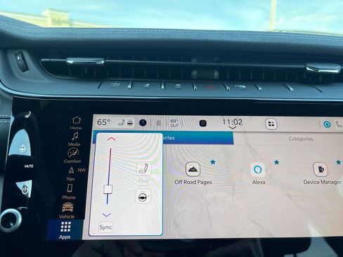 New 2026 Jeep Grand Cherokee Limited AWD/4WD image 14