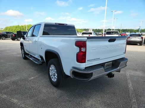 Used 2024 Chevrolet Silverado 2500 LT AWD/4WD image 7