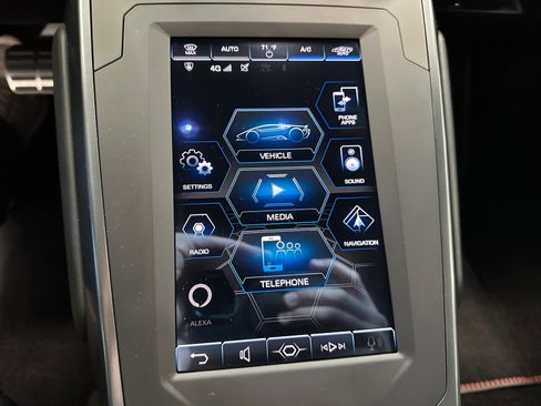 Used 2021 Lamborghini Huracan EVO image 20