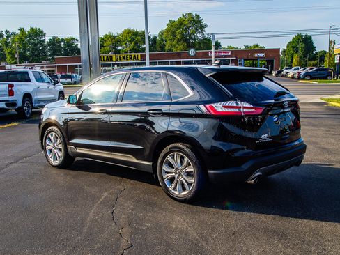 Used 2023 Ford Edge Titanium w/ Cargo Accessory Package AWD/4WD image 5