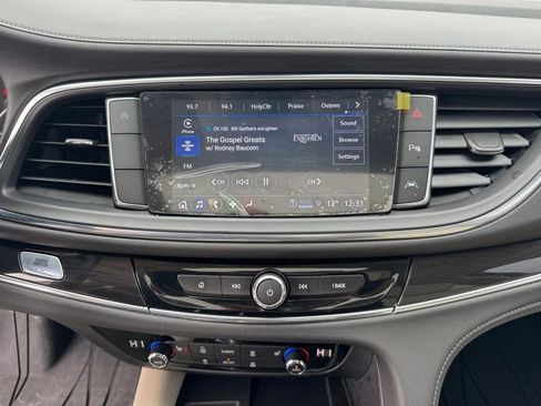 Used 2023 Buick Enclave Essence w/ Experience Buick Package image 20