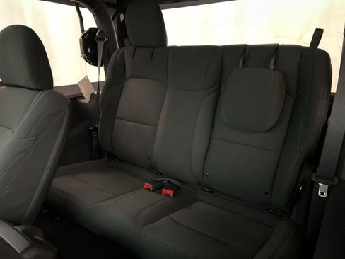 Used 2021 Jeep Wrangler Sport AWD/4WD image 20