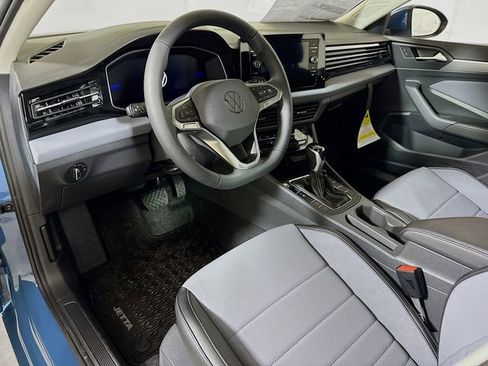 New 2026 Volkswagen Jetta SE image 5