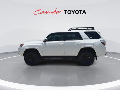Used 2024 Toyota 4Runner TRD Pro AWD/4WD image 5